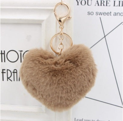 Fluffy Heart Keychain – Soft Faux Fur Bag Charm in Multiple Colours