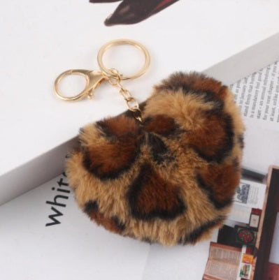 Fluffy Heart Keychain – Soft Faux Fur Bag Charm in Multiple Colours