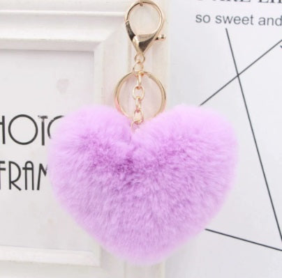 Fluffy Heart Keychain – Soft Faux Fur Bag Charm in Multiple Colours